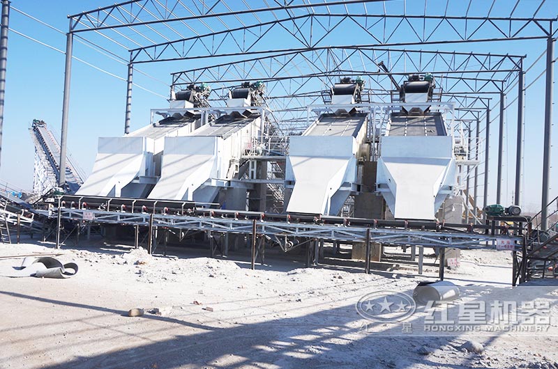 江西砂巖全自動環保石子生產線現場圖1 江西砂巖全自動環保石子生產線現場圖1