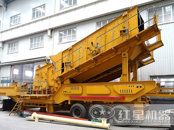 山皮土移動(dòng)式破碎設(shè)備:配反擊破 山皮土移動(dòng)式破碎設(shè)備:配反擊破