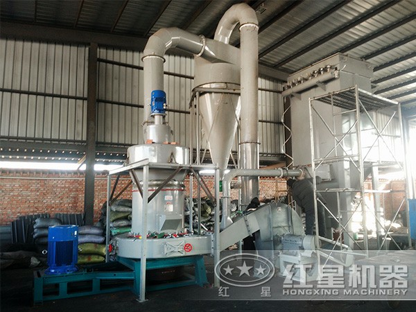 粉煤灰磨粉機(jī)作業(yè)現(xiàn)場少污染 粉煤灰磨粉機(jī)作業(yè)現(xiàn)場少污染