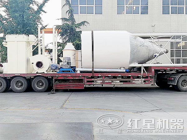 石灰石磨粉機(jī)發(fā)貨圖 石灰石磨粉機(jī)發(fā)貨圖