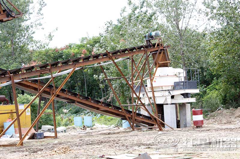 河卵石制砂機(jī)作業(yè)現(xiàn)場(chǎng)圖片 河卵石制砂機(jī)作業(yè)現(xiàn)場(chǎng)圖片