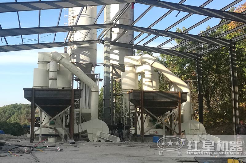 石料磨粉機生產現場圖 石料磨粉機生產現場圖
