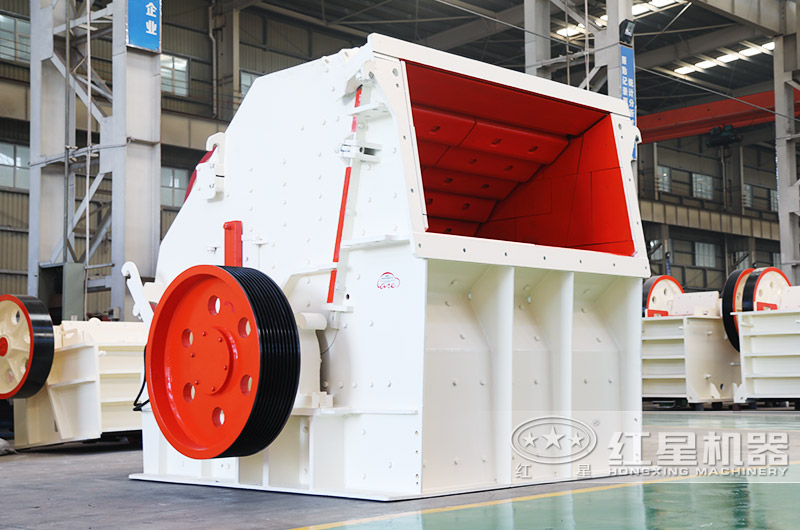 反擊式破碎機，成品呈立方體狀，粒形好