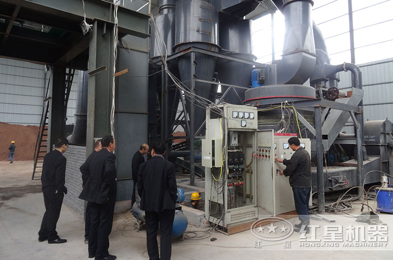 湖南衡陽160噸/天高嶺土磨粉生產(chǎn)線 湖南衡陽160噸/天高嶺土磨粉生產(chǎn)線