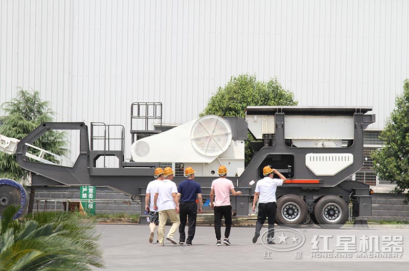 客戶來廠近距離了解設(shè)備 客戶來廠近距離了解設(shè)備