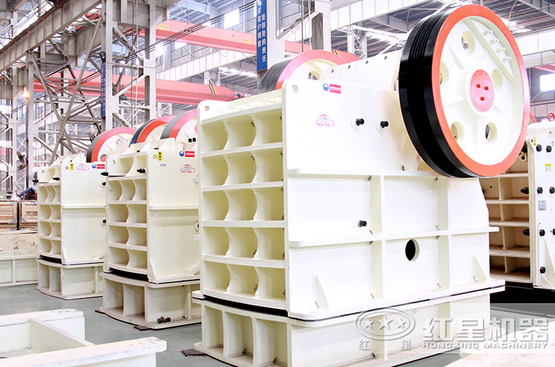 HD110顎式破碎機(jī)圖片 HD110顎式破碎機(jī)圖片