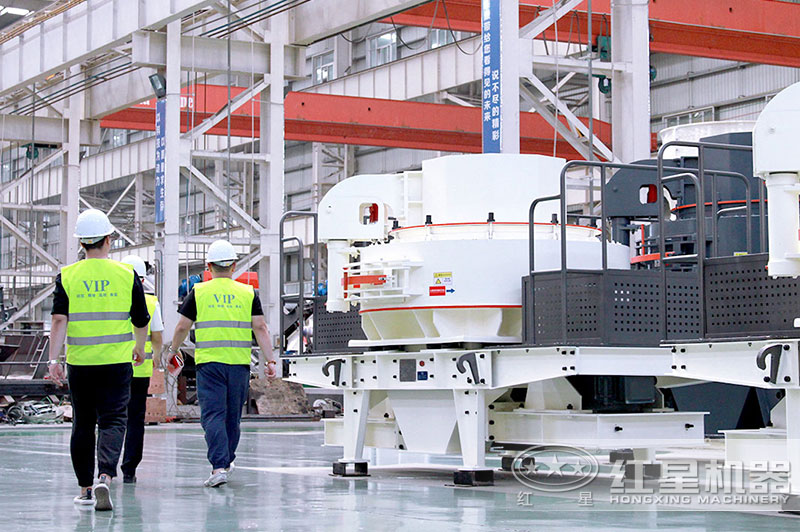 客戶到廠考察紅星制砂機(jī) 客戶到廠考察紅星制砂機(jī)