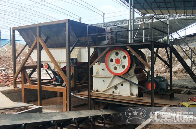 粗顎破工作現(xiàn)場(chǎng)圖片 粗顎破工作現(xiàn)場(chǎng)圖片