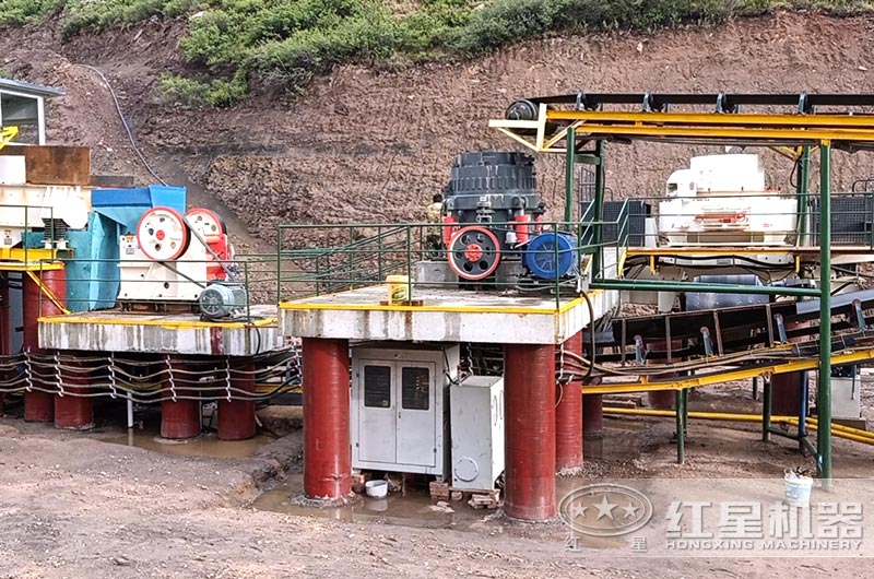 廣東客戶砂石生產(chǎn)線現(xiàn)場(chǎng)圖片 廣東客戶砂石生產(chǎn)線現(xiàn)場(chǎng)圖片