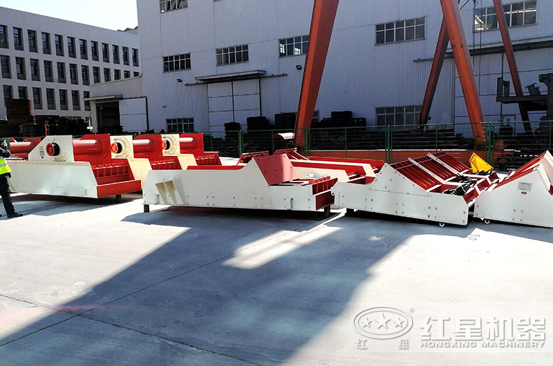 紅星除土篩分喂料機 紅星除土篩分喂料機