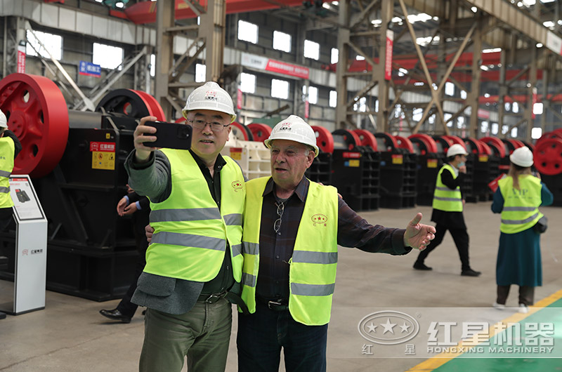 客戶來(lái)廠參觀選購(gòu) 客戶來(lái)廠參觀選購(gòu)